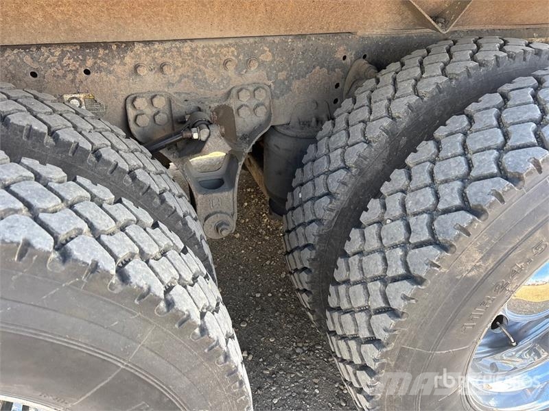 Kenworth T800B Camiones bañeras basculantes o volquetes