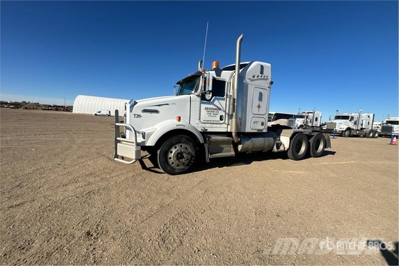 Kenworth T800B Sattelzugmaschinen