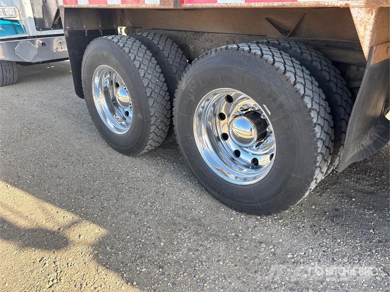 Kenworth T800B Camiones bañeras basculantes o volquetes
