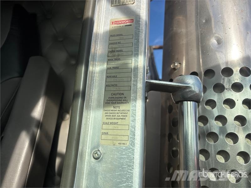Kenworth T800B Camiones bañeras basculantes o volquetes