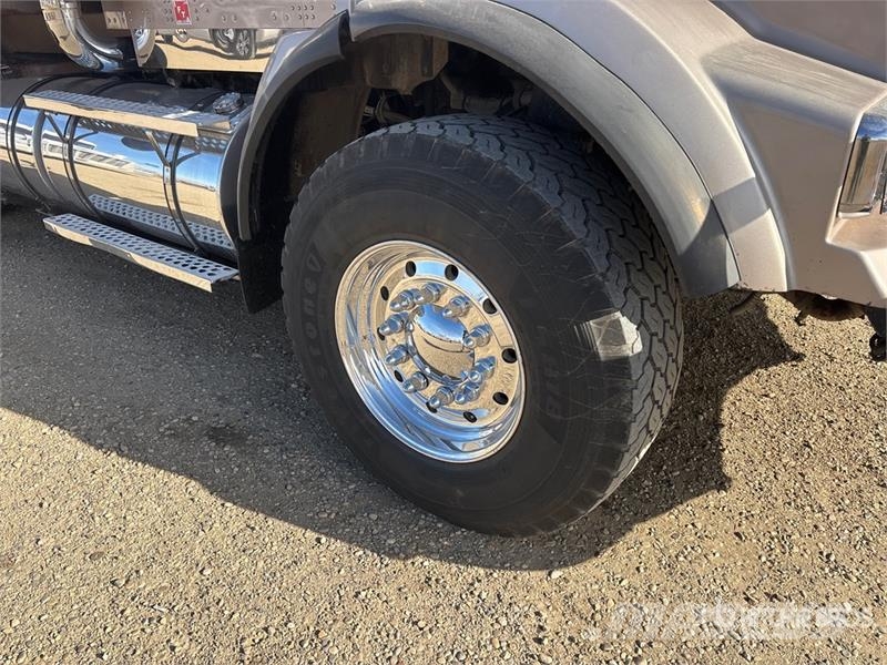 Kenworth T800B Camiones bañeras basculantes o volquetes