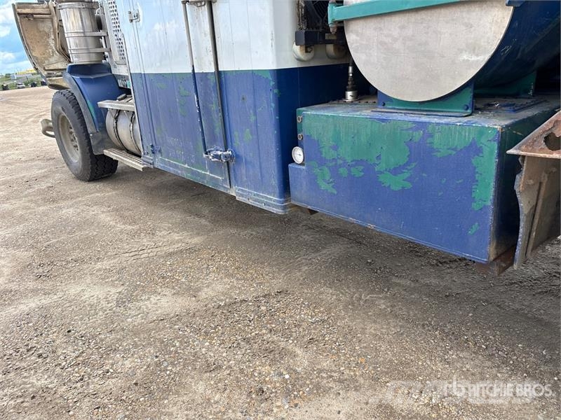 Kenworth T800B Kombinētās vakumsūkņa mašīnas
