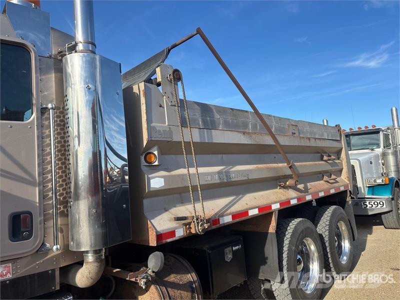 Kenworth T800B Camiones bañeras basculantes o volquetes