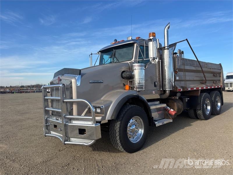 Kenworth T800B Camiones bañeras basculantes o volquetes