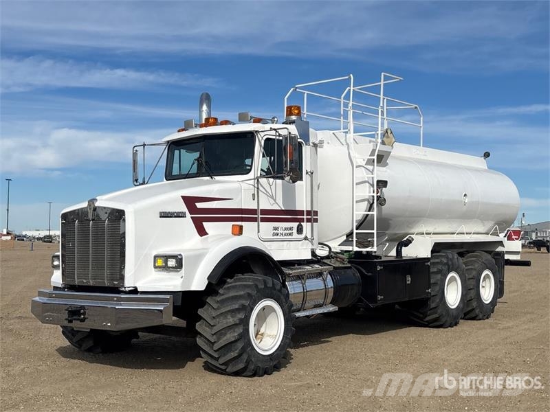 Kenworth T800B صهاريج مياه