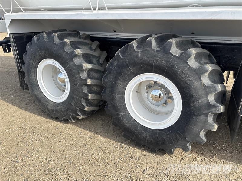 Kenworth T800B صهاريج مياه