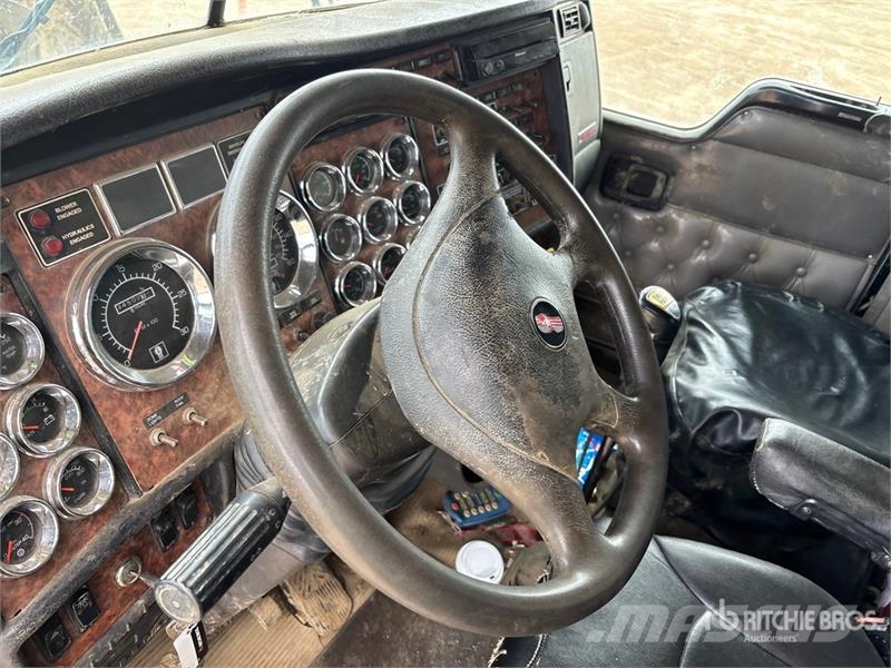 Kenworth T800B Kombinētās vakumsūkņa mašīnas