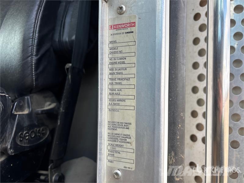 Kenworth T800B Kombinētās vakumsūkņa mašīnas