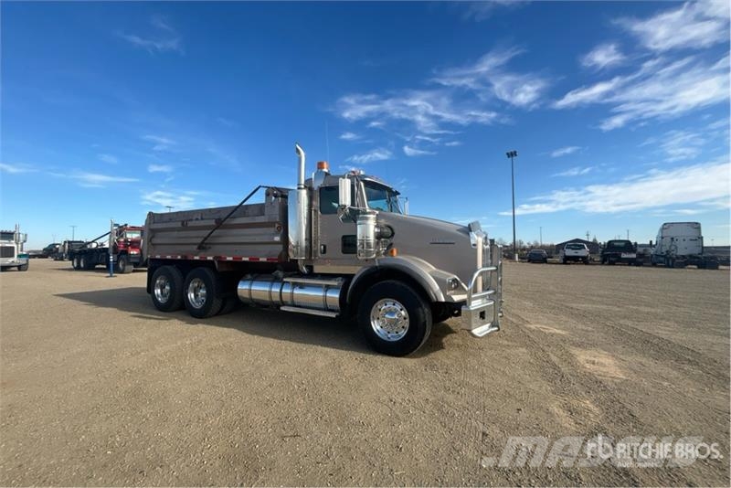 Kenworth T800B Camiones bañeras basculantes o volquetes