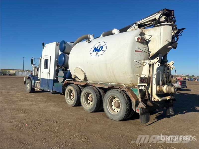 Kenworth T800B Kombinētās vakumsūkņa mašīnas