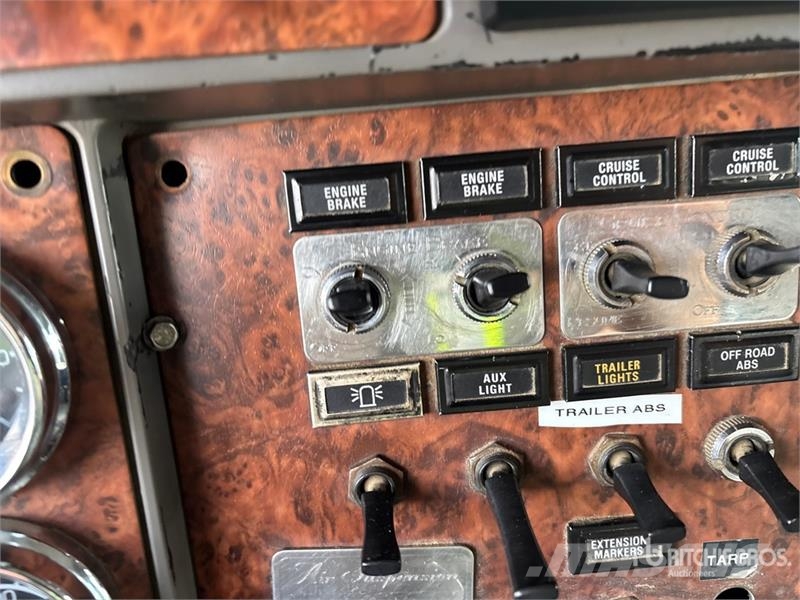 Kenworth T800B Vyslobodzovacie vozidlá