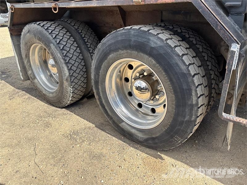 Kenworth T800B Kranwagen