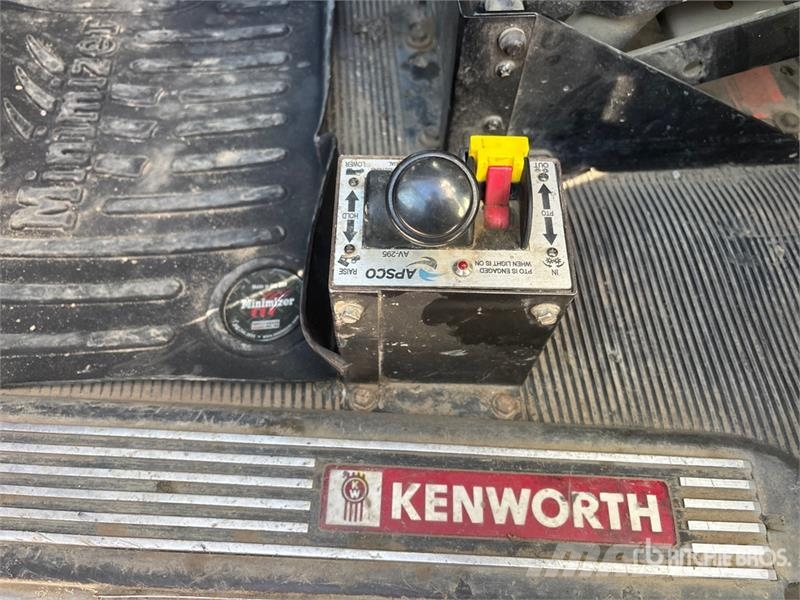Kenworth T800B Sattelzugmaschinen