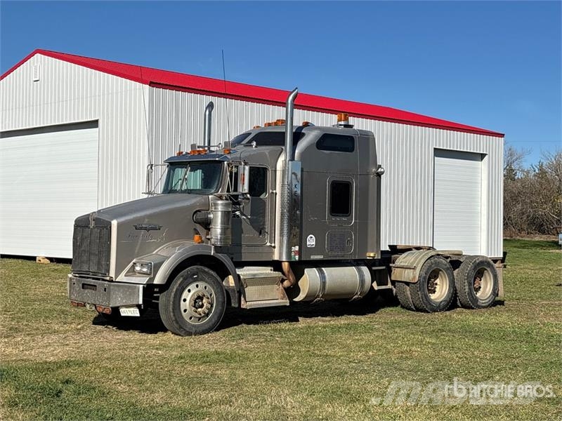 Kenworth T800B وحدات الجر