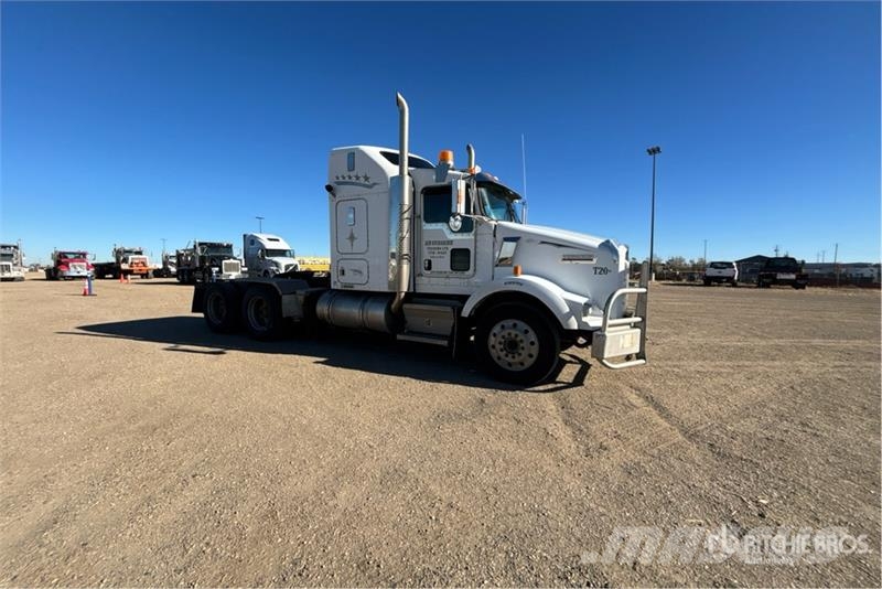 Kenworth T800B Sattelzugmaschinen