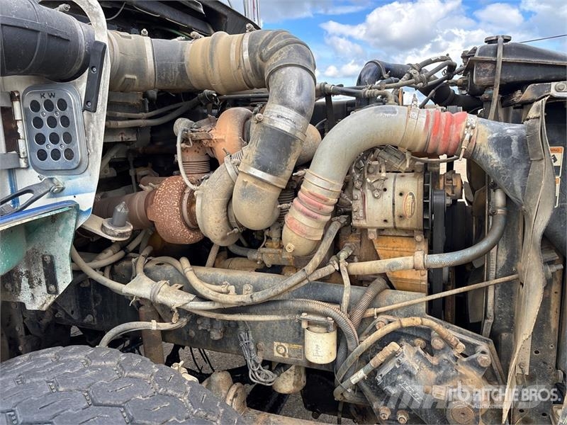 Kenworth T800B Kombinētās vakumsūkņa mašīnas