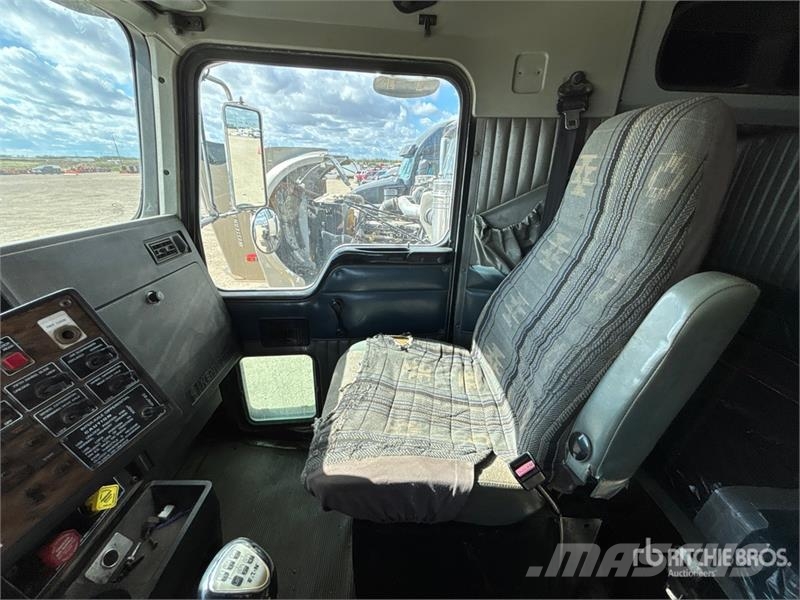 Kenworth T800B Kranwagen