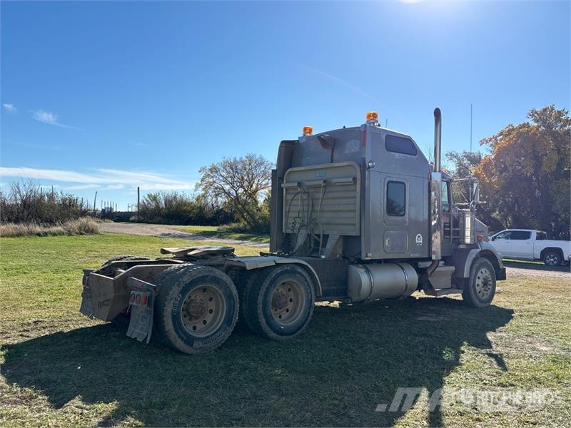 Kenworth T800B وحدات الجر