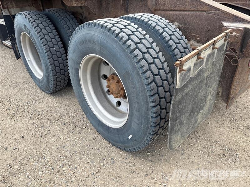 Kenworth T800B Vyslobodzovacie vozidlá