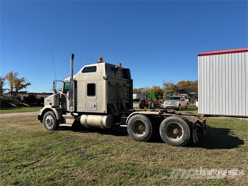 Kenworth T800B وحدات الجر