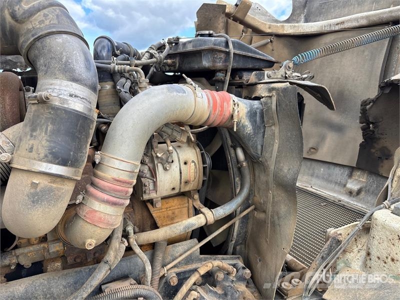 Kenworth T800B Kombinētās vakumsūkņa mašīnas