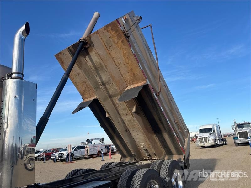 Kenworth T800B Camiones bañeras basculantes o volquetes