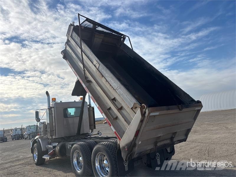 Kenworth T800B Camiones bañeras basculantes o volquetes