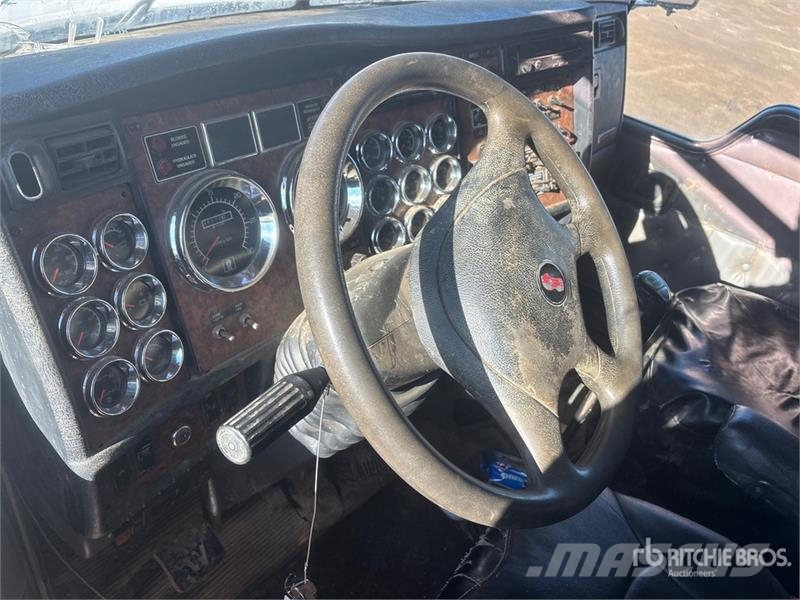Kenworth T800B Kombinētās vakumsūkņa mašīnas