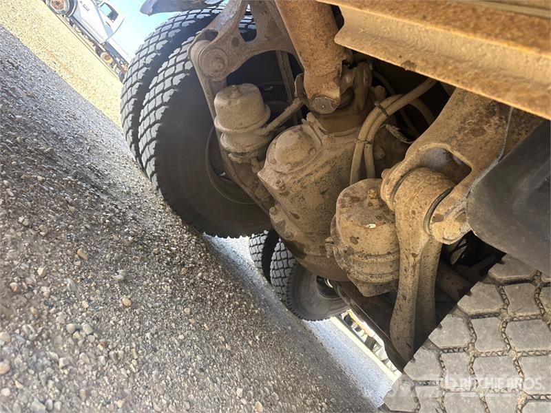 Kenworth T800B Camiones bañeras basculantes o volquetes