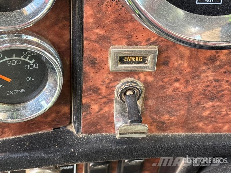 Kenworth T800B مركبات إصلاح الأعطال