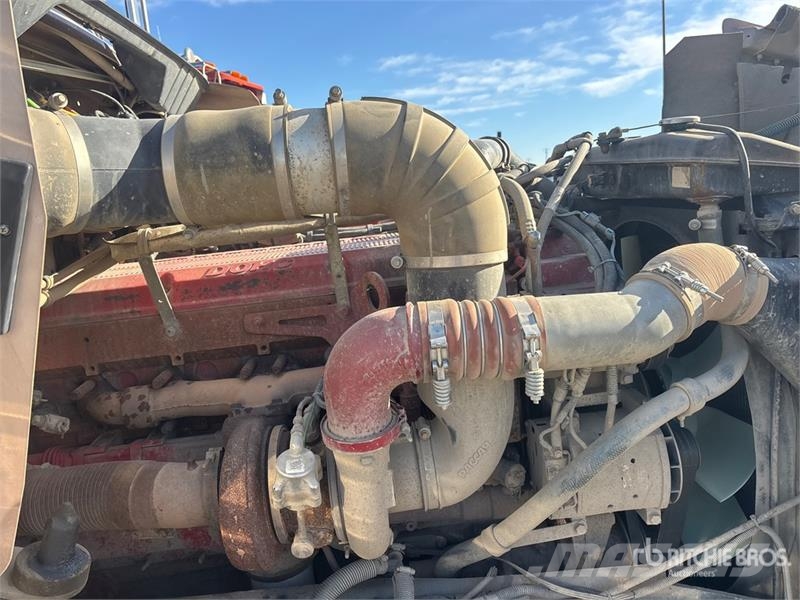 Kenworth T800B Camiones bañeras basculantes o volquetes