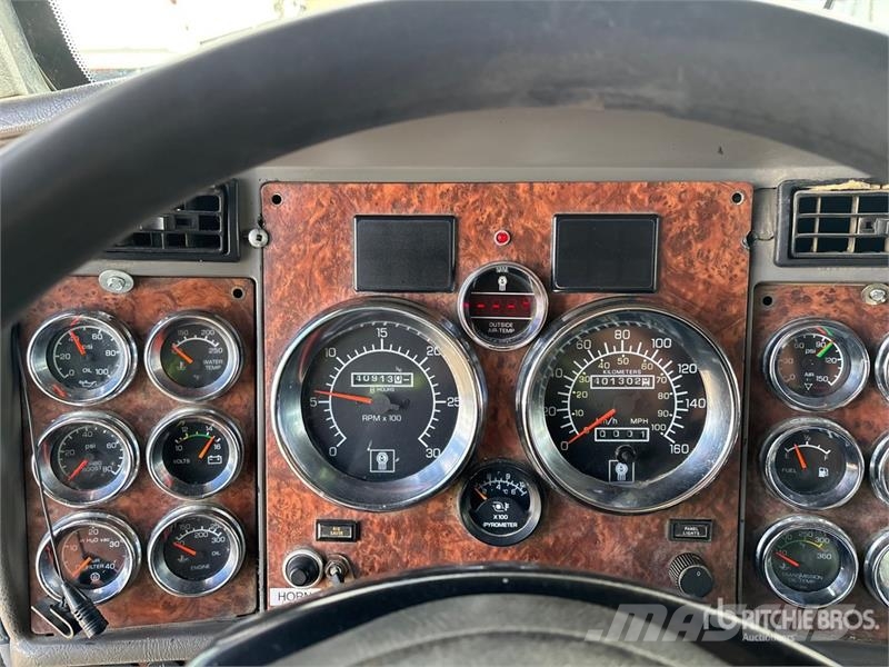 Kenworth T800B Vyslobodzovacie vozidlá