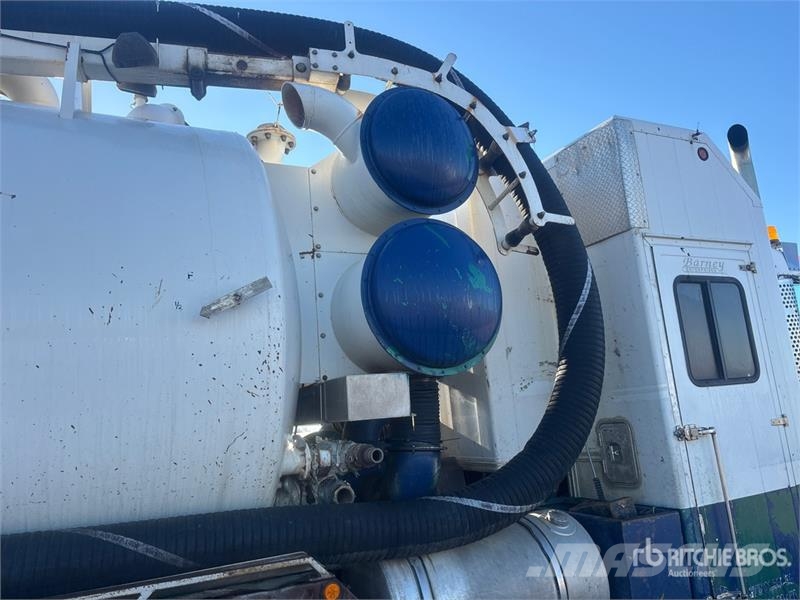 Kenworth T800B Kombinētās vakumsūkņa mašīnas