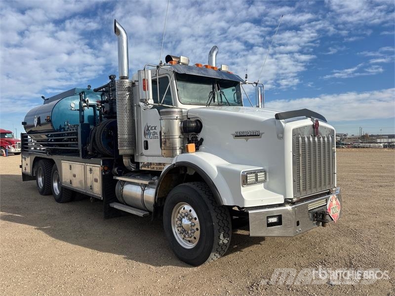Kenworth T800B 60 bbl 6x4 Hot Oil Truck Előállítási eszközök