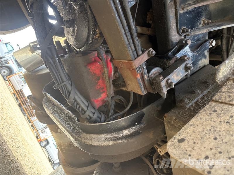 Kenworth T800B 60 bbl 6x4 Hot Oil Truck Előállítási eszközök
