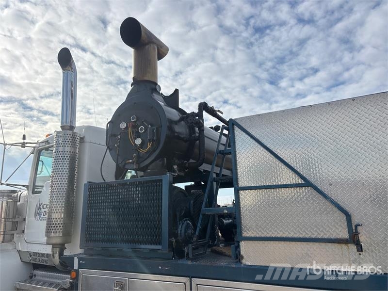 Kenworth T800B 60 bbl 6x4 Hot Oil Truck Előállítási eszközök