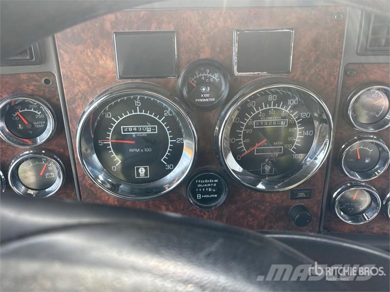 Kenworth T800B 60 bbl 6x4 Hot Oil Truck Előállítási eszközök