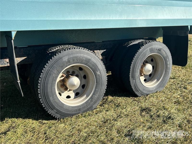 Kenworth T800B 6x4 Grain Truck Graantransporter