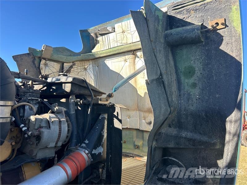 Kenworth T800B 6x4 Grain Truck Graantransporter