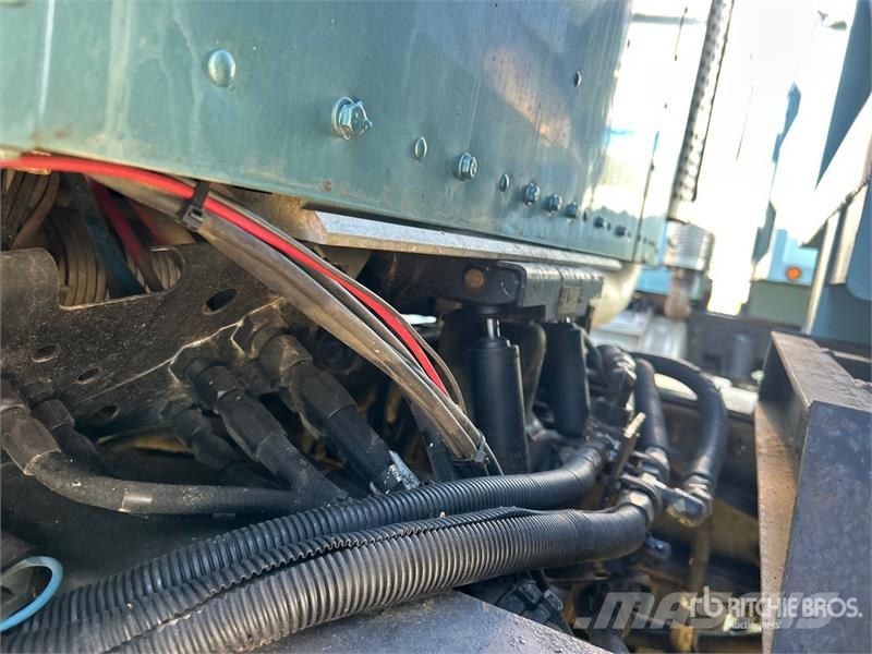 Kenworth T800B 6x4 Grain Truck Graantransporter