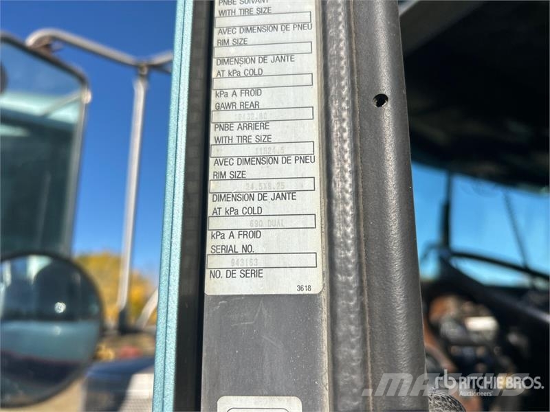 Kenworth T800B 6x4 Grain Truck Graantransporter