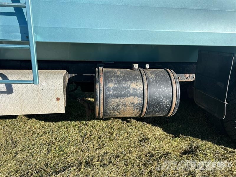 Kenworth T800B 6x4 Grain Truck Graantransporter