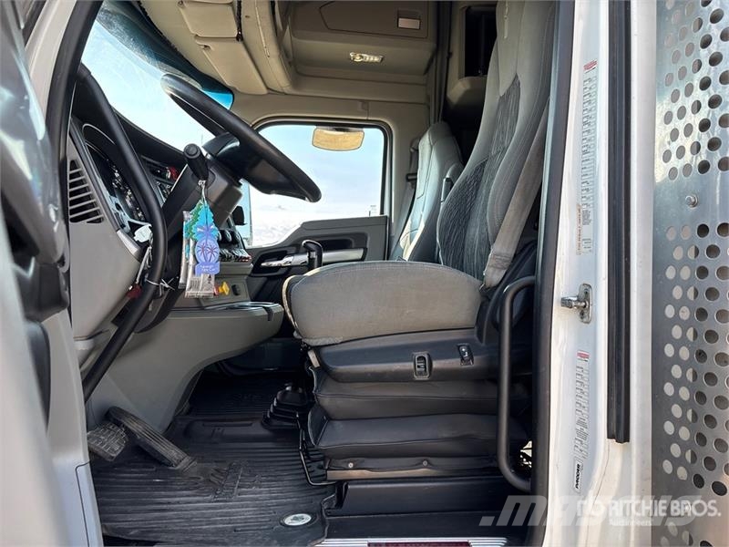 Kenworth T880 Prime Movers