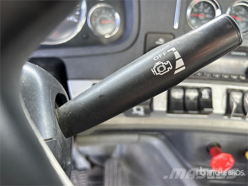 Kenworth T880 Самоскиди