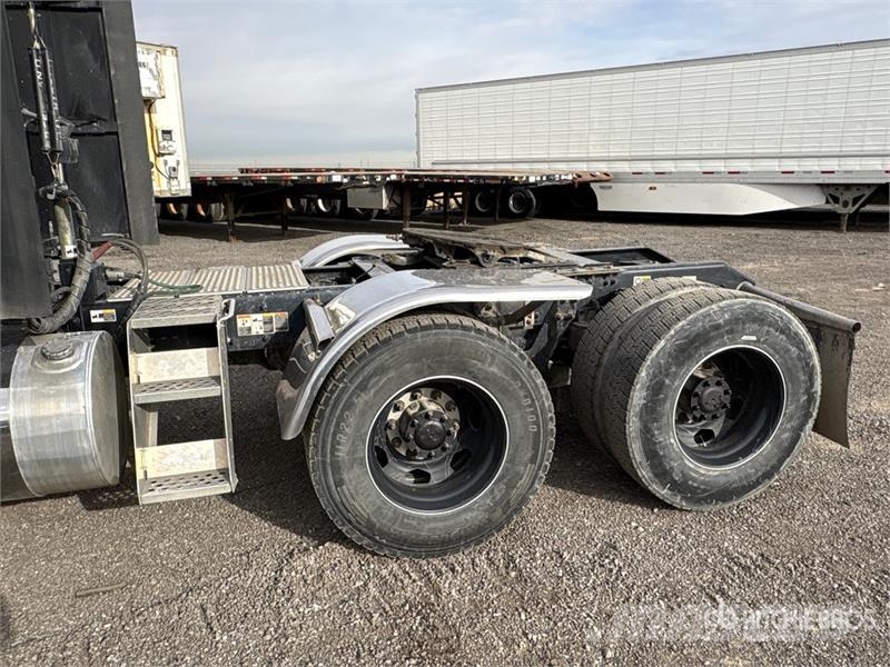 Kenworth T880 Motrici e Trattori Stradali