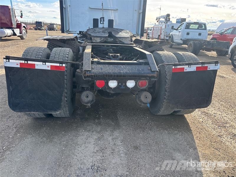Kenworth T880 Tractor Units