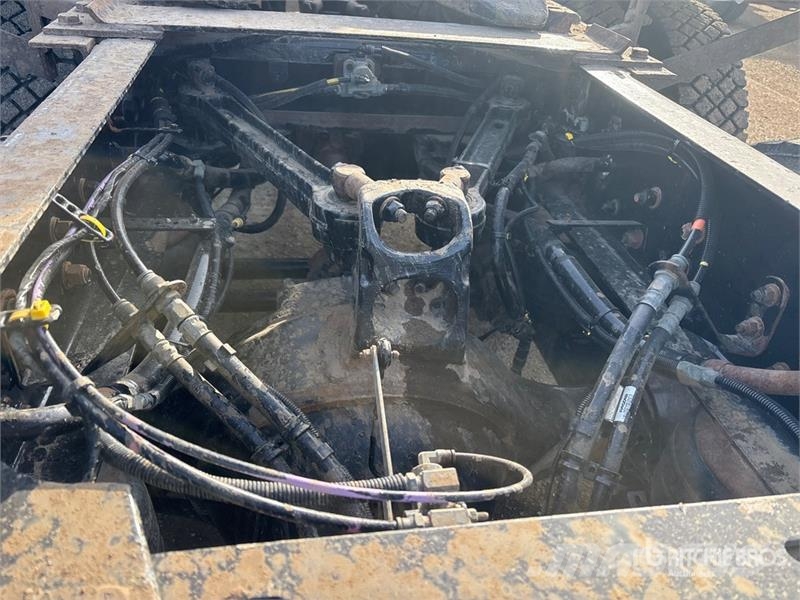 Kenworth T880 Tractor Units
