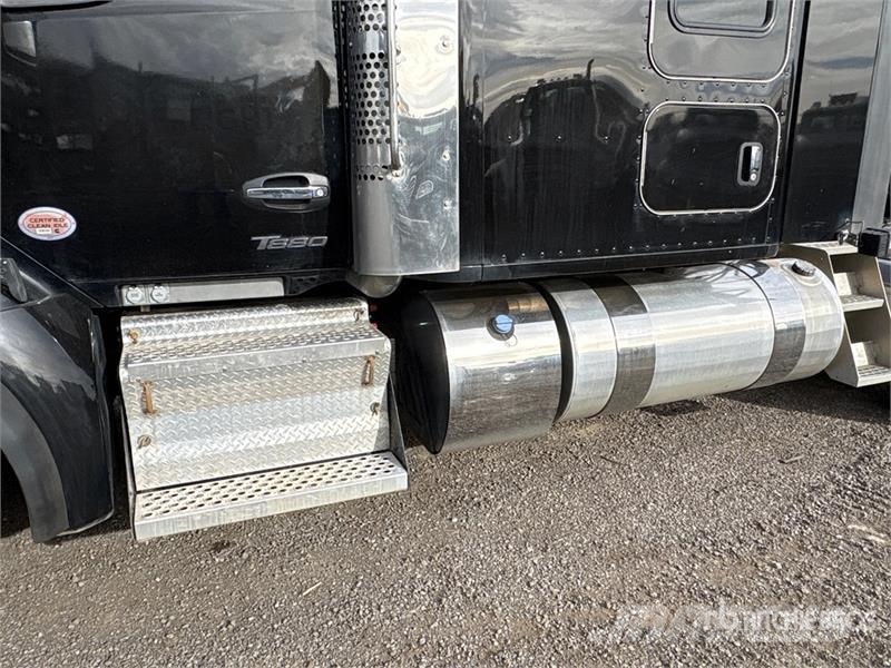 Kenworth T880 Motrici e Trattori Stradali