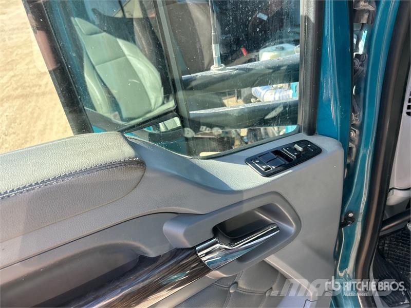Kenworth T880 Tahače