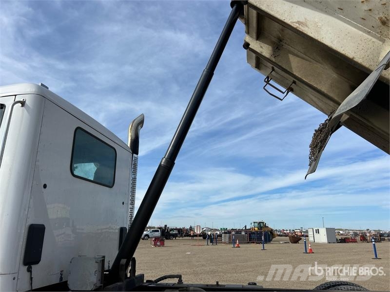 Kenworth T880 Самоскиди